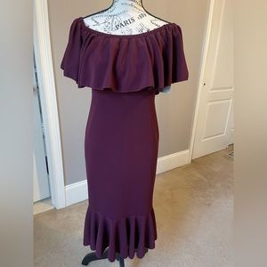 🦜Classy yet flirty, ladies dress.                   Bag 82